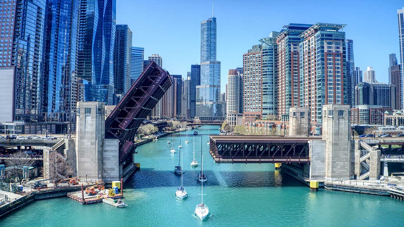  Exploring the Windy City: 20 Fascinating Facts About Chicago